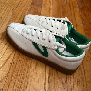Tretorn Comfort Insole Canvas Sneakers size 8